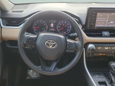 Certified 2020 Toyota RAV4 XLE FWD image 12