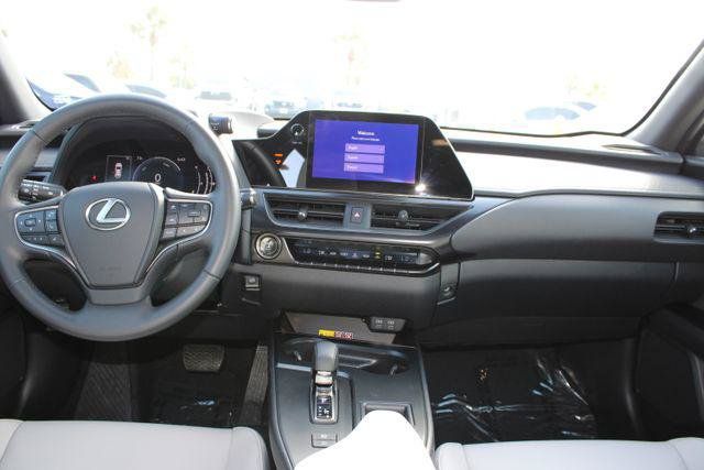 Certified 2025 Lexus UX 300h FWD image 10
