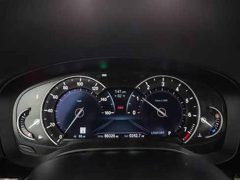 Used 2019 BMW 530i xDrive w/ M Sport Package AWD/4WD image 14