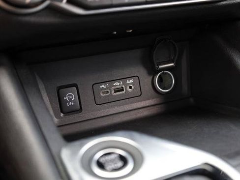 Used 2024 Nissan Sentra SV FWD image 14