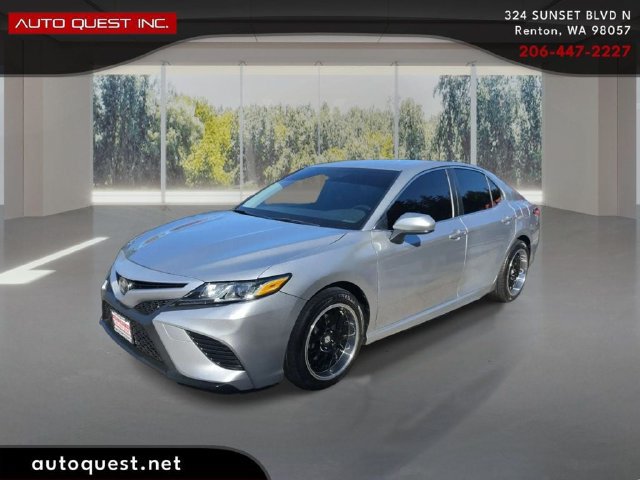 Used 2018 Toyota Camry SE FWD image 1