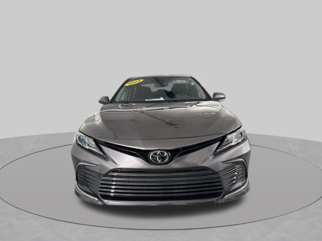 Used 2024 Toyota Camry LE w/ Convenience Package FWD image 3