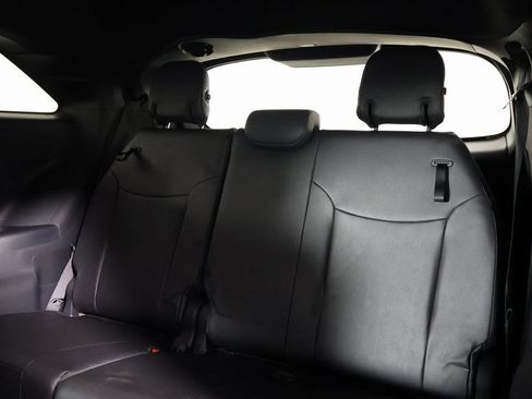 Used 2026 Toyota Sienna Limited FWD image 12