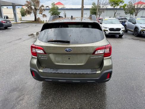 Used 2019 Subaru Outback 2.5i Premium w/ Popular Package #2 AWD/4WD image 6