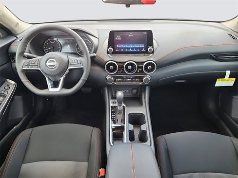 Used 2024 Nissan Sentra SR image 18