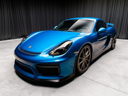 Used 2016 Porsche Cayman GT4 image 10