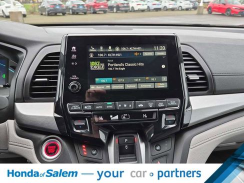 Used 2024 Honda Odyssey EX-L image 16