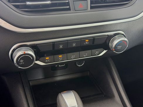 Used 2023 Nissan Altima 2.5 S FWD image 23