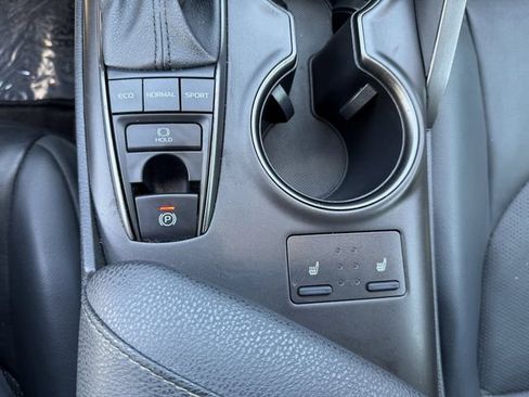 Used 2021 Toyota Camry XSE FWD image 25