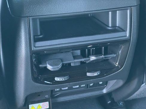 New 2026 Jeep Grand Cherokee Limited Reserve image 35