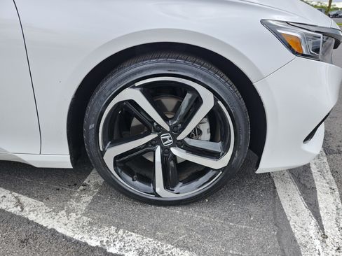 Used 2022 Honda Accord Sport Special Edition image 10