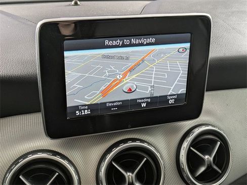 Used 2017 Mercedes-Benz GLA 250 4MATIC image 23