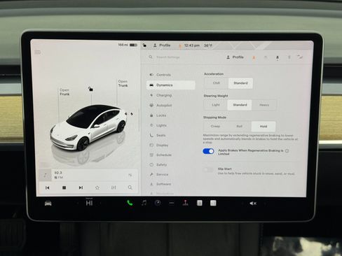 Used 2022 Tesla Model 3 image 23