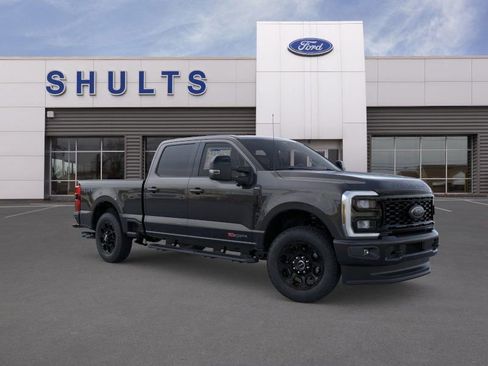 New 2026 Ford F250 Lariat w/ Black Appearance Package image 7