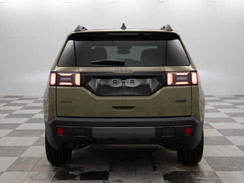 New 2026 Jeep Cherokee Overland image 8