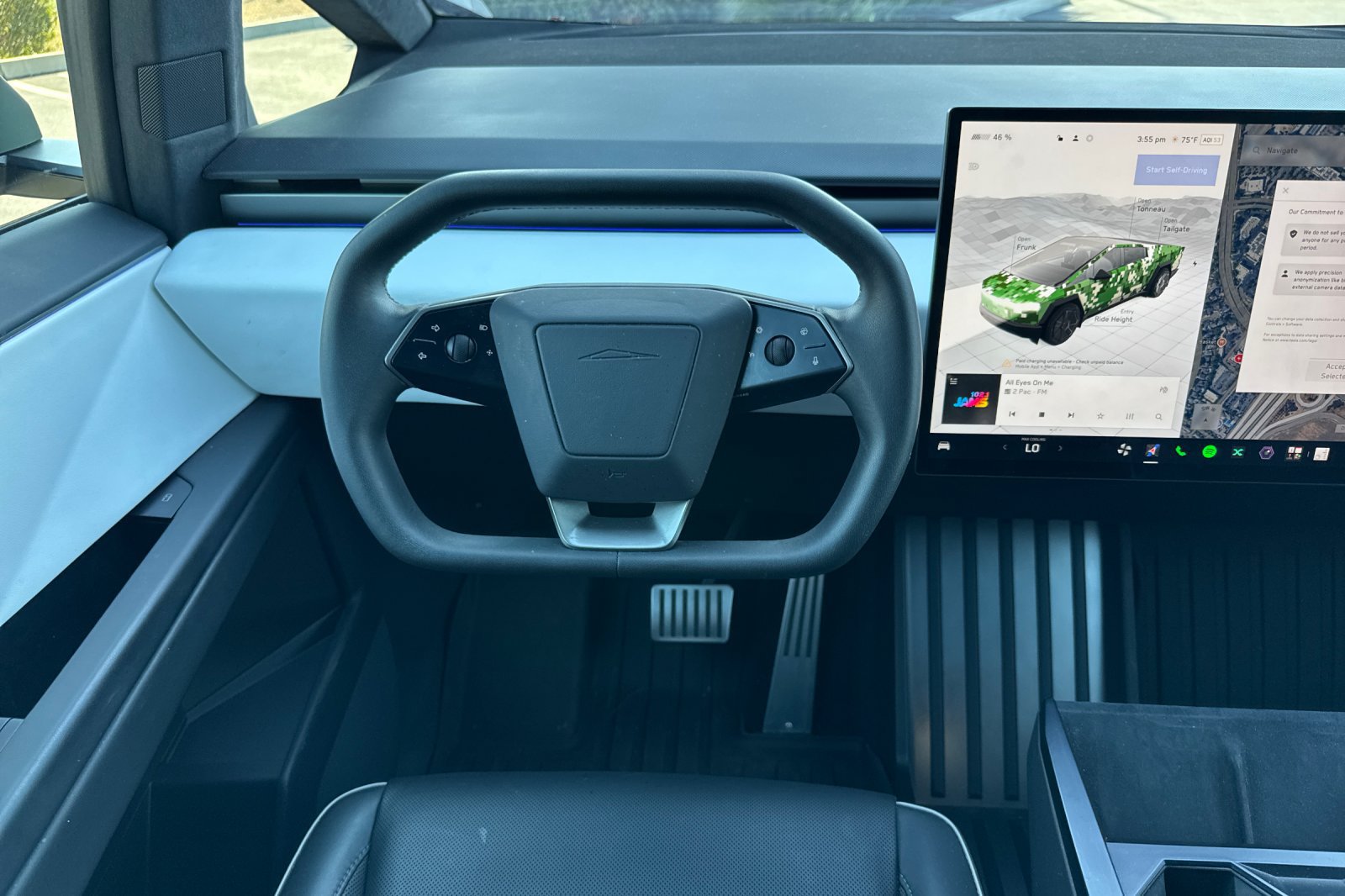 Used 2024 Tesla Cybertruck AWD Crew Cab image 12