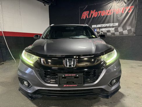 Used 2019 Honda HR-V Sport image 8