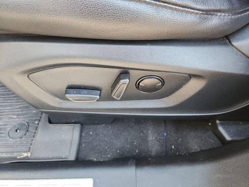 Used 2022 Ford Explorer Limited w/ Equipment Group 301A image 14