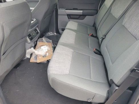 New 2026 Ford F250 XLT w/ FX4 Off-Road Package image 8