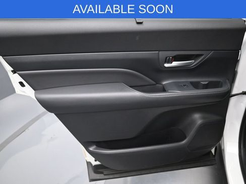 Used 2024 Toyota Grand Highlander AWD image 30