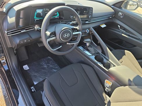 New 2026 Hyundai Elantra Blue image 4