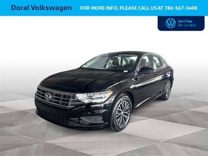 Used 2019 Volkswagen Jetta SE w/ Cold Weather Package