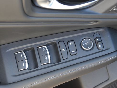 Used 2025 Honda Accord Sport image 6