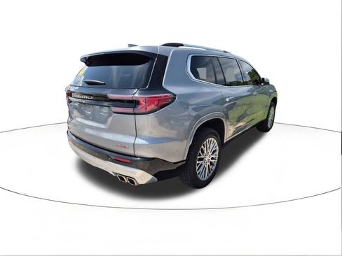 Used 2025 GMC Acadia Denali FWD image 2