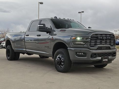 New 2026 RAM 3500 Big Horn AWD/4WD image 7