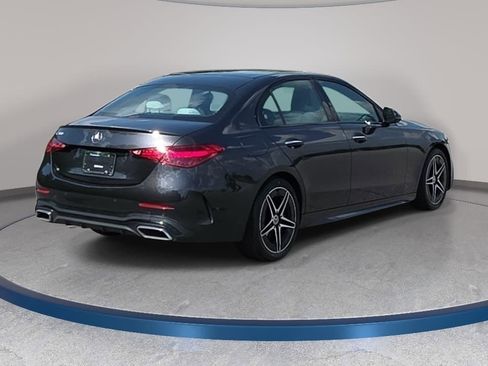 Used 2024 Mercedes-Benz C 300 Sedan image 5