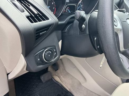 Used 2014 Ford Escape SE w/ Equipment Group 201A FWD image 30