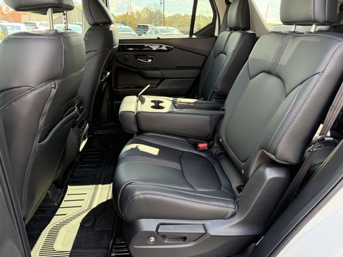 New 2025 Honda Pilot EX-L image 12