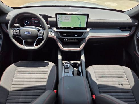 New 2026 Ford Explorer ST-Line w/ ST-Line Street Pack RWD image 9
