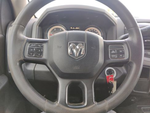 Used 2018 RAM 3500 Tradesman image 22