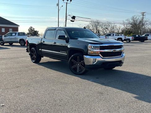 Used 2018 Chevrolet Silverado 1500 LT w/ All Star Edition image 2