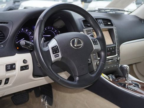 Used 2012 Lexus IS 250C image 26