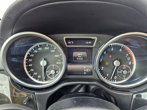Used 2016 Mercedes-Benz GL 450 4MATIC w/ Premium I Package image 14