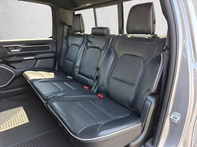 Used 2019 RAM 1500 Laramie w/ Sport Appearance Package AWD/4WD image 18