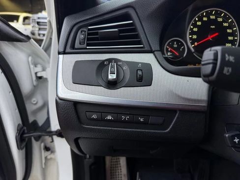 Used 2015 BMW M5 RWD image 15