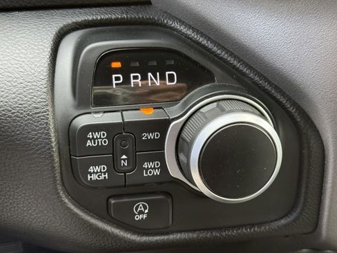 Used 2025 RAM 1500 Big Horn AWD/4WD image 26