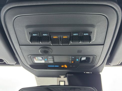 Used 2023 Ford Bronco Badlands w/ Sasquatch Package image 26