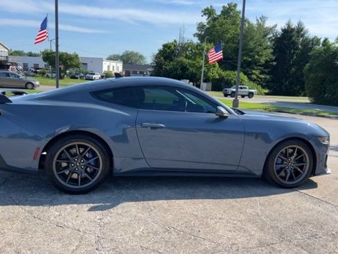 Used 2025 Ford Mustang Dark Horse RWD image 9