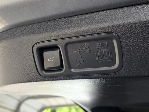 Used 2024 Ford Expedition Max Limited RWD image 15