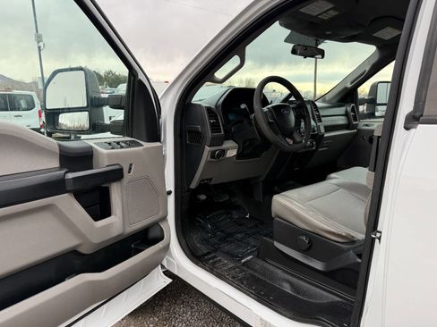 Used 2017 Ford F350 XL image 14