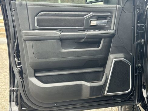 Used 2024 RAM 2500 Laramie w/ Night Edition image 14