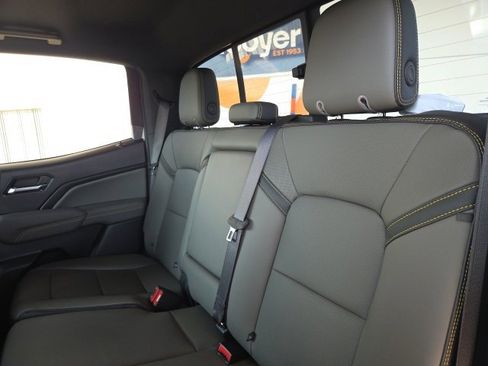 New 2026 Chevrolet Colorado ZR2 w/ Technology Package image 18