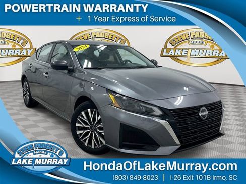 Used 2024 Nissan Altima 2.5 SV FWD image 1