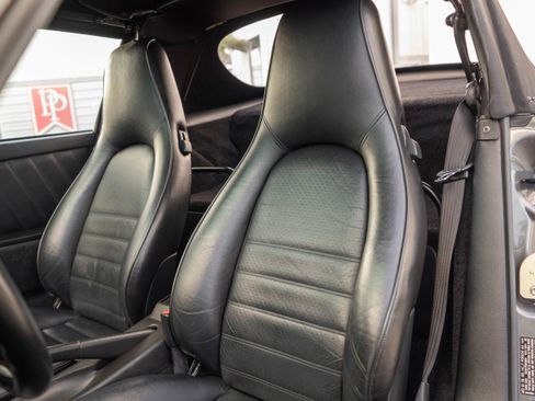 Used 1992 Porsche 911 Carrera image 10