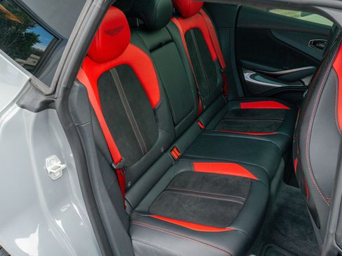 Used 2025 Aston Martin DBX 707 image 55