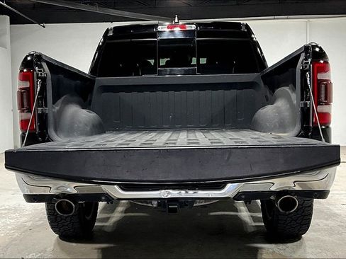 Used 2022 RAM 1500 Laramie AWD/4WD image 37